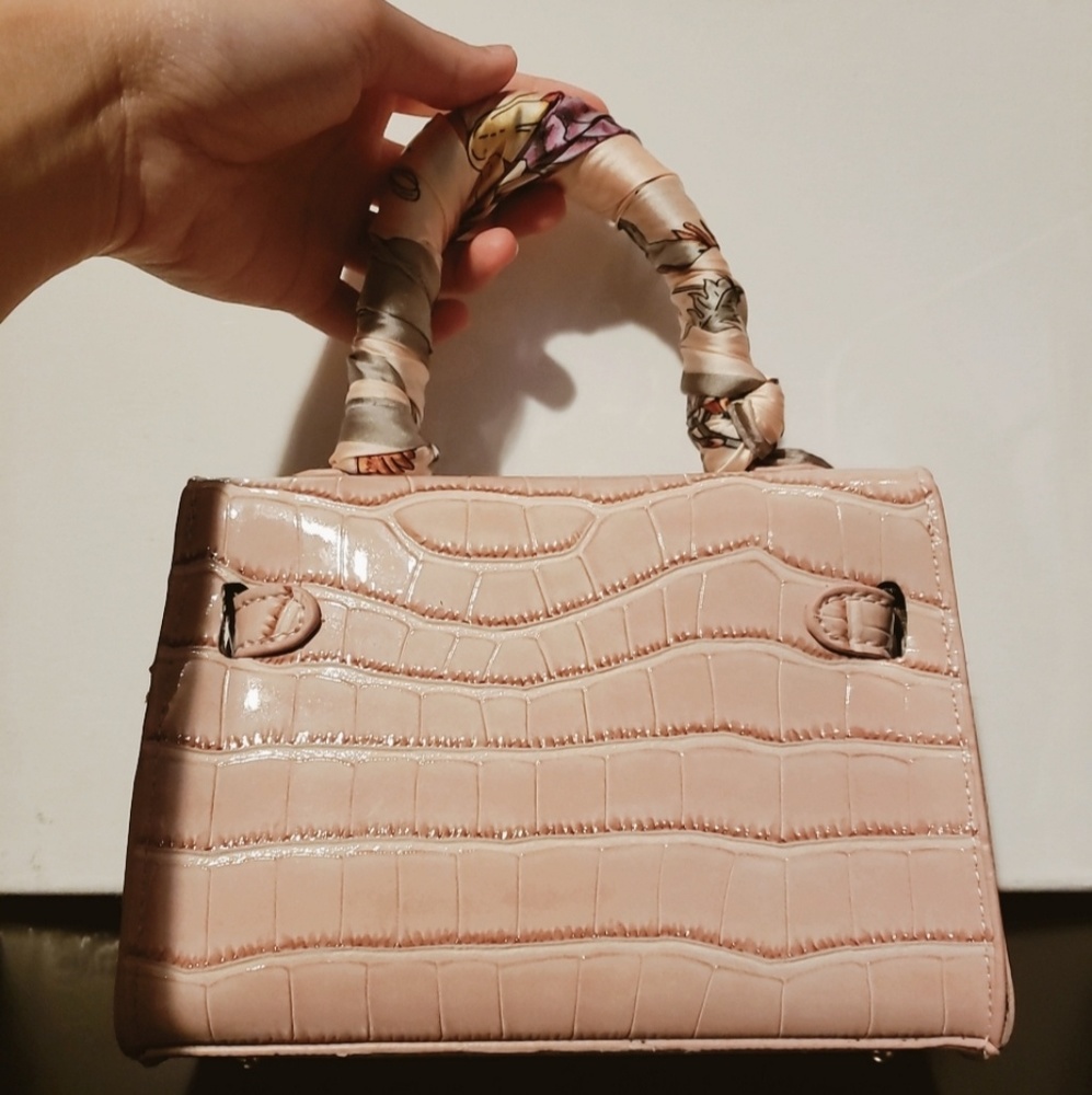 small bag - Picture 3 of 4